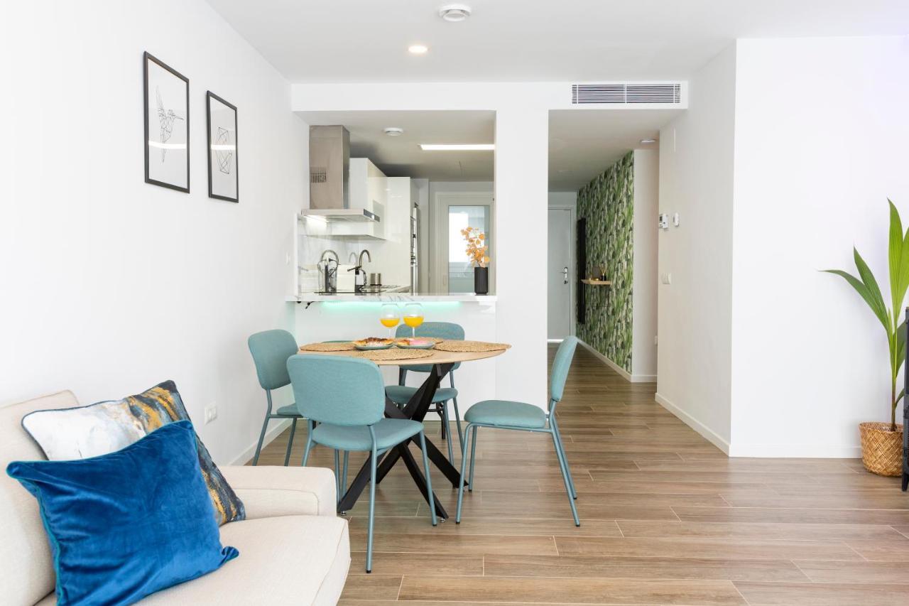 Fabuloso Apartamento Nuevo Con Parking Y Piscina Malaga Exterior photo