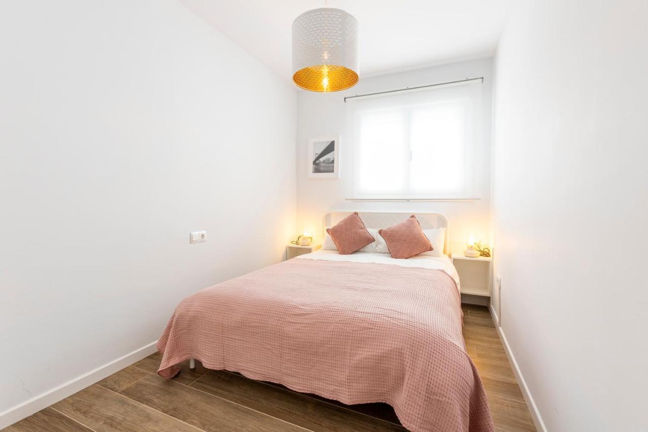 Fabuloso Apartamento Nuevo Con Parking Y Piscina Malaga Exterior photo