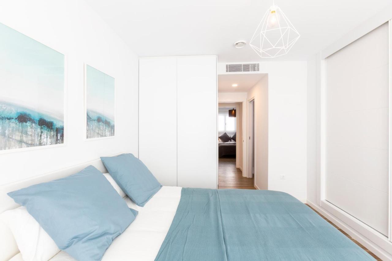 Fabuloso Apartamento Nuevo Con Parking Y Piscina Malaga Exterior photo
