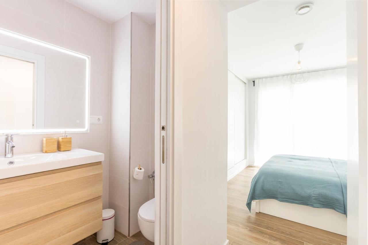 Fabuloso Apartamento Nuevo Con Parking Y Piscina Malaga Exterior photo